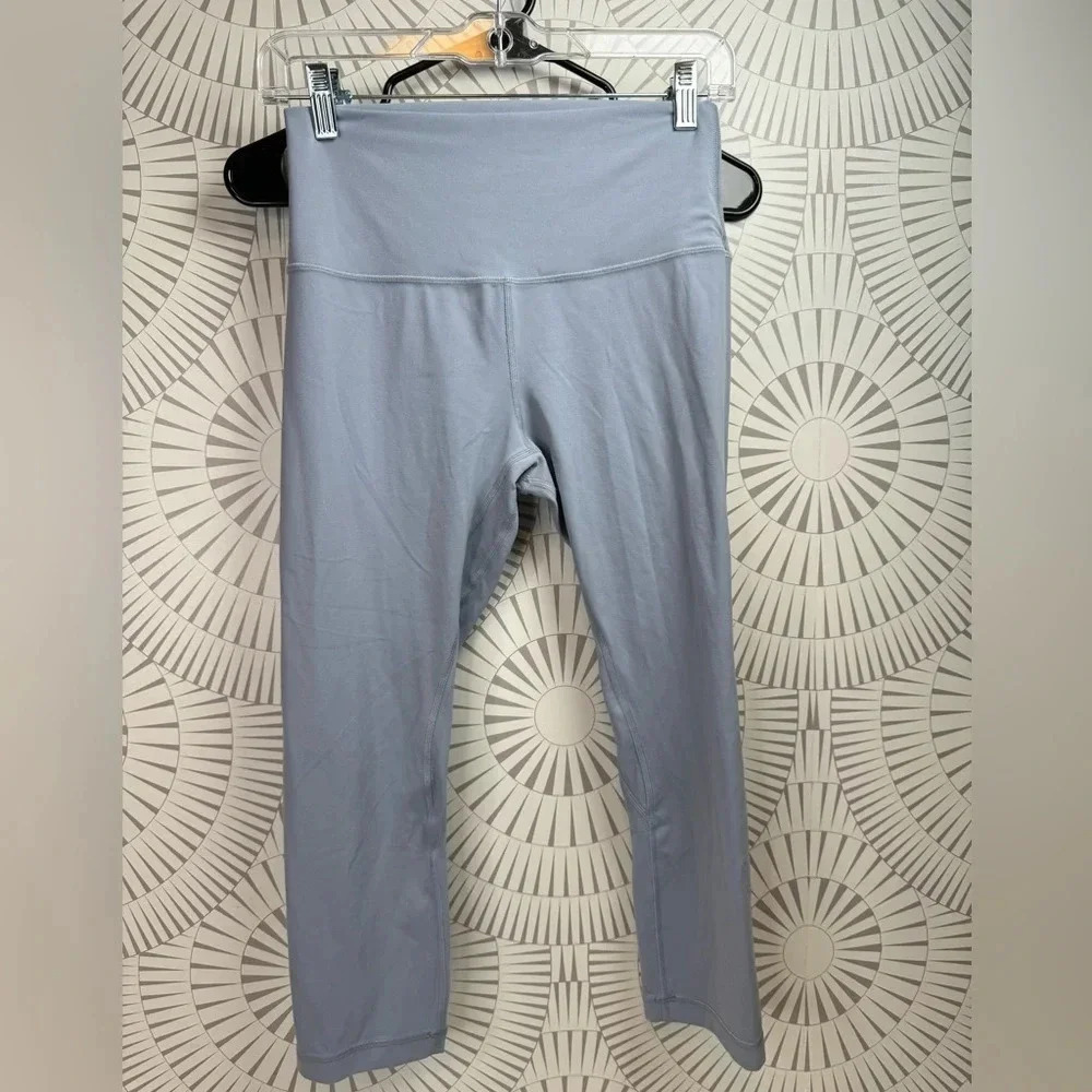 Lululemon Women’s Align 21” Crop Leggings Violet Verbena‎ Size 8